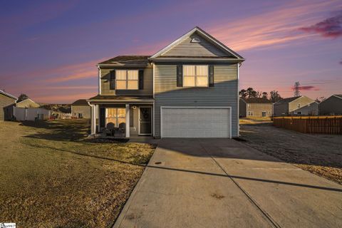 5 Rosin Court active home in Cambridge Walk, Piedmont, SC