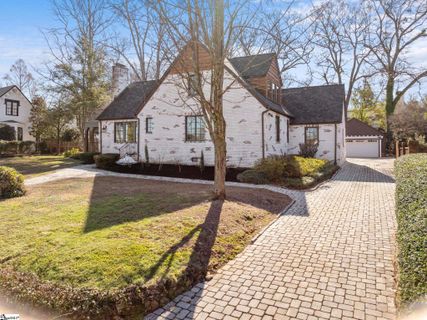 516 Cleveland Street pending home in Alta Vista, Greenville, SC