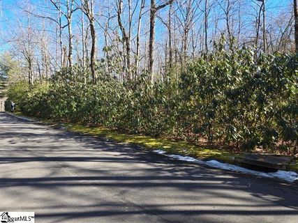108 Hemlock Trail active home in Cliff Ridge At Caesars Head, Cleveland, SC