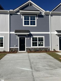 407 Speyside Lane