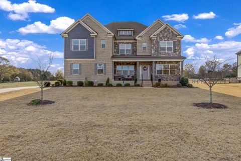 1020 Omega Farms Lane active home in Omega Farms, Williamston, SC