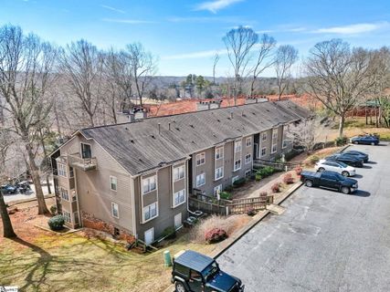 104 Captains Way active home in Leeward Landing, Anderson, SC
