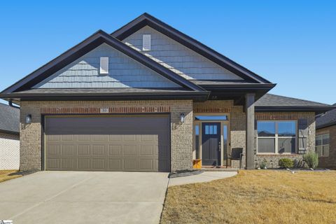 30 Woodcross Drive