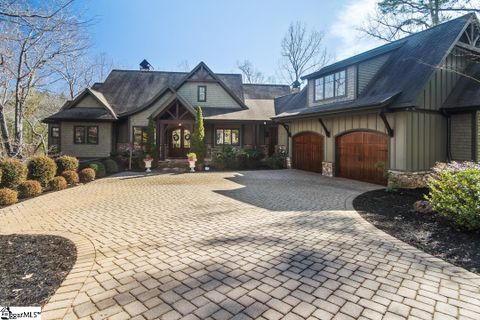 206 Feather Bell Lane