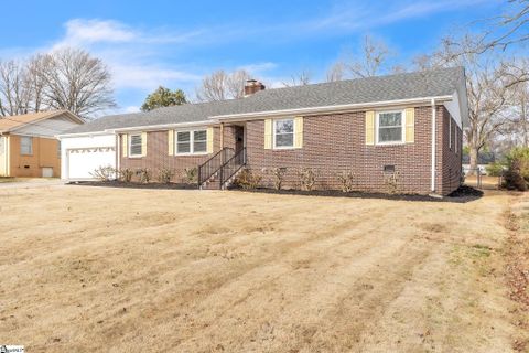 9 Melbourne Lane sold home in Wellington Green, Greenville, SC