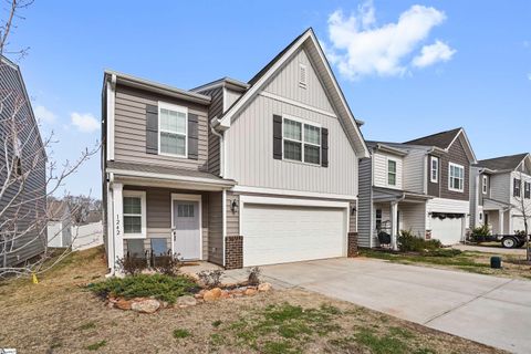 1242 Kilead Court active home in Standing Rock, Boiling Springs, SC