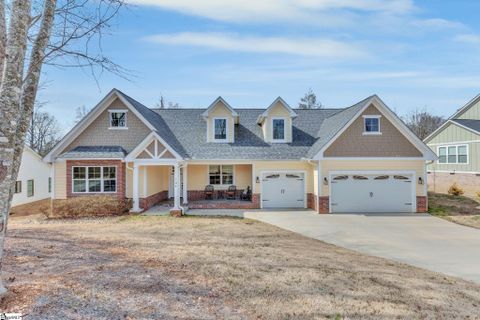 104 Pinelands Place active home in The Pinelands, Travelers Rest, SC