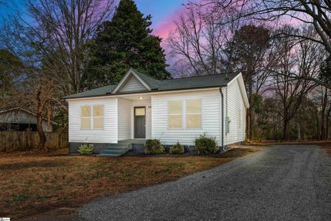 325 Hillcrest Circle sold home in Burdine, Anderson, SC