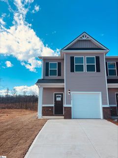 1328 Roadstead Lane