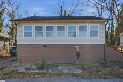 33 Ross Street