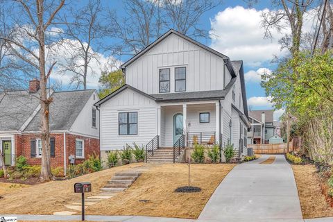 8 Buist Avenue