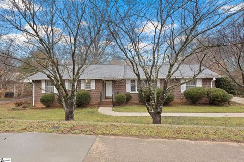 3309 E North Street active home in McSwain Gardens, Greenville, SC