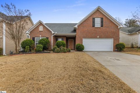 704 Center Road active home in Reid Valley, Taylors, SC