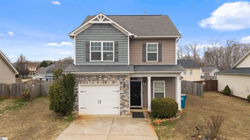 11 Heatherfield Drive active home in Fairview Chase, Simpsonville, SC