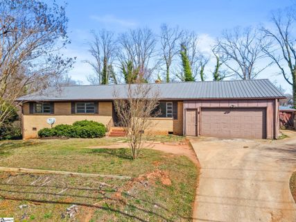 214 Hunts Bridge Road sold home in Indian Hills, Greenville, SC
