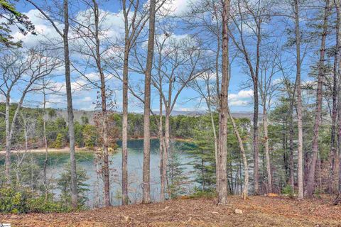 731 Barberry Court active home in The Cliffs At Keowee Falls South, Salem, SC