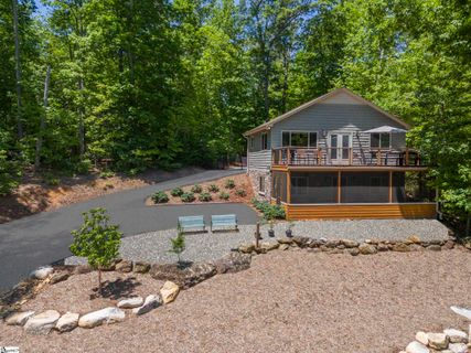1655 W Lakeshore Drive active home in Lake Lanier, Landrum, SC