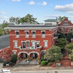 400 E Washington Street Unit 13