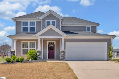 565 Fenwick Drive