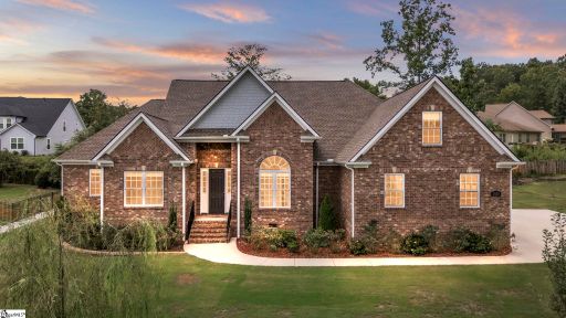 1015 Winmar Drive active home in Brookstone Meadows, Anderson, SC