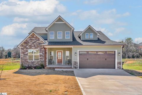 521 Hillview Knoll Lane sold home in Deyoung Meadows, Greer, SC
