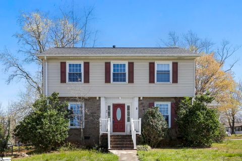 200 Yorkshire Drive