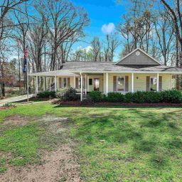 126 Coachman Drive