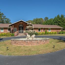 351 Belcher Street