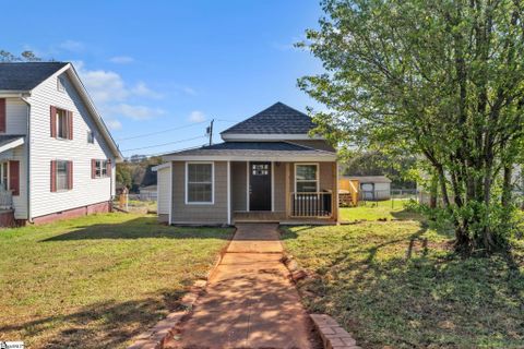 4 Walnut Street