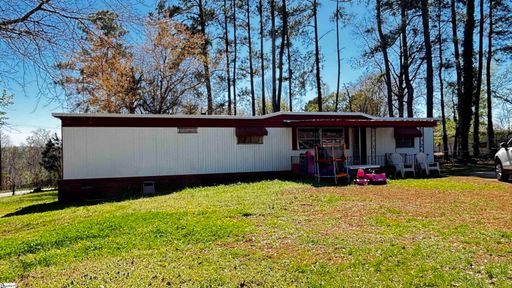 43 Totteridge Drive active home in Brookside Village, Wellford, SC