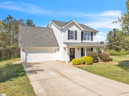 A home in Crestland, Belton