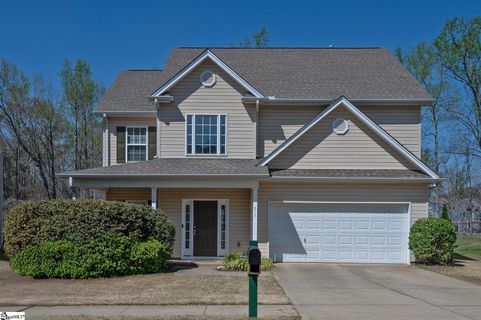 815 Bayshore Lane active home in Sweetwater Hills, Moore, SC