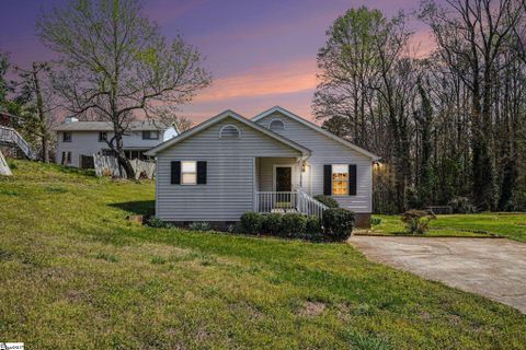 1106 Charter Oaks Drive sold home in Peppertree, Taylors, SC