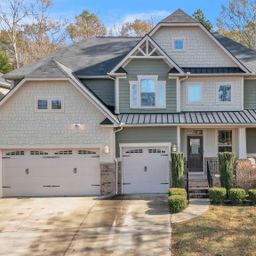4 Woodland Chase Court