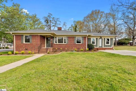 311 Blue Ridge Avenue