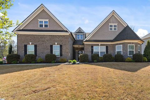 120 Ivy Woods Court sold home in Ridge Water, Fountain Inn, SC