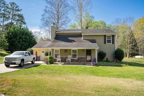 178 Wellesley Drive sold home in Pine Forest, Spartanburg, SC