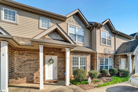6 Amity Lane