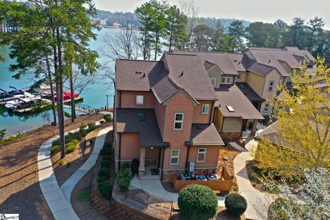 323 Blue Water Way sold home in Stoneledge At Lake Keowee, West Union, SC