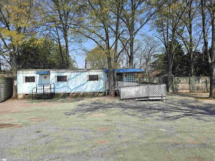 2159 Chesnee Highway