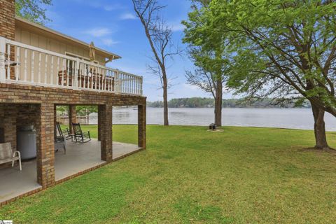 1709 Broadway Lake Road