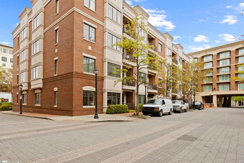 Homes in 155 Riverplace, Greenville