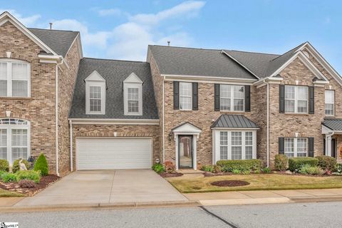 15 Everleigh Court pending home in Townes At Highgrove, Simpsonville, SC