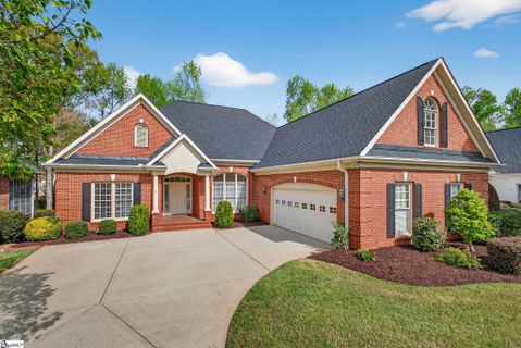 4 Broadstone Court active home in Glens At Roper, Simpsonville, SC