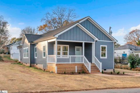 54 3Rd Avenue