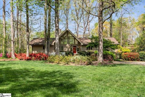 184 Sandstone Drive active home in Linkside, Taylors, SC