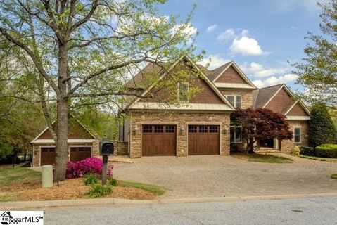 128 Paris Glen Way active home in Paris Glen, Greenville, SC