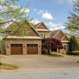 128 Paris Glen Way