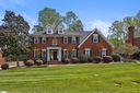 302 Ledgewood Way sold home in Greenville, SC