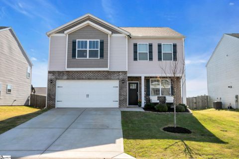 109 Slateford Circle pending home in Dogwood Ridge, Piedmont, SC